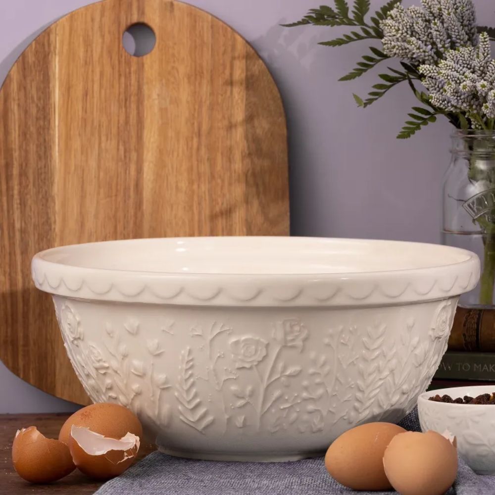 Bowl In The Meadow Rosas Crema 29cms